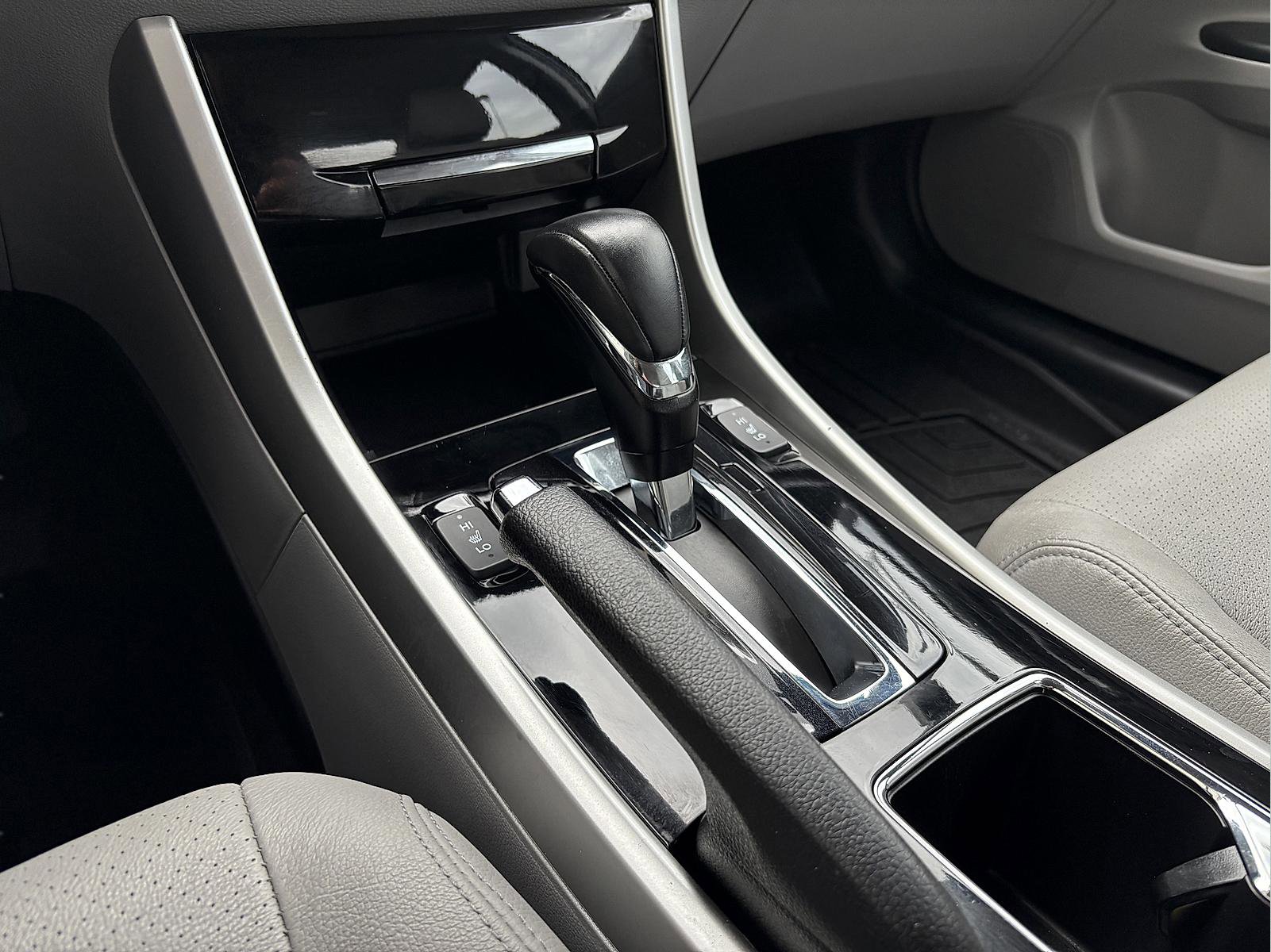 Certified 2017 Honda Accord EX-L image 28