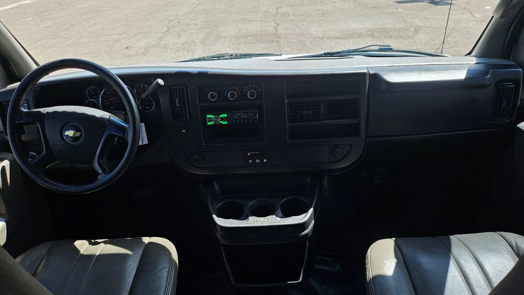 Used 2014 Chevrolet Express 1500 RWD image 23