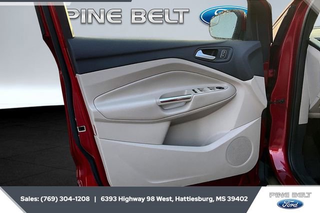 Used 2019 Ford Escape SEL image 17