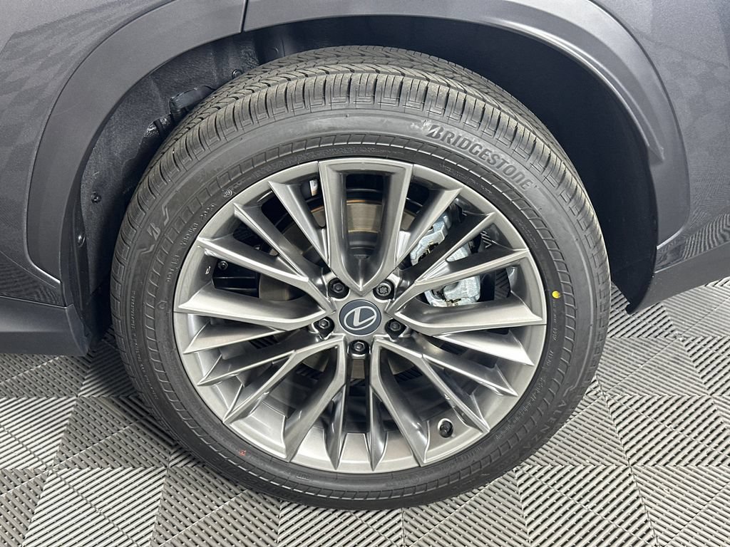 Used 2026 Lexus NX 350h AWD w/ Accessory Package (2T) image 20