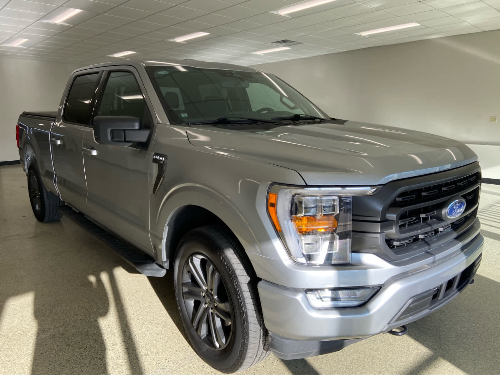 Used 2023 Ford F150 XLT w/ Equipment Group 302A High image 5