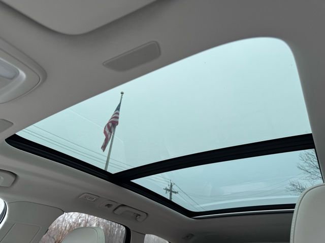 Certified 2023 Volvo XC60 B5 Ultimate image 14