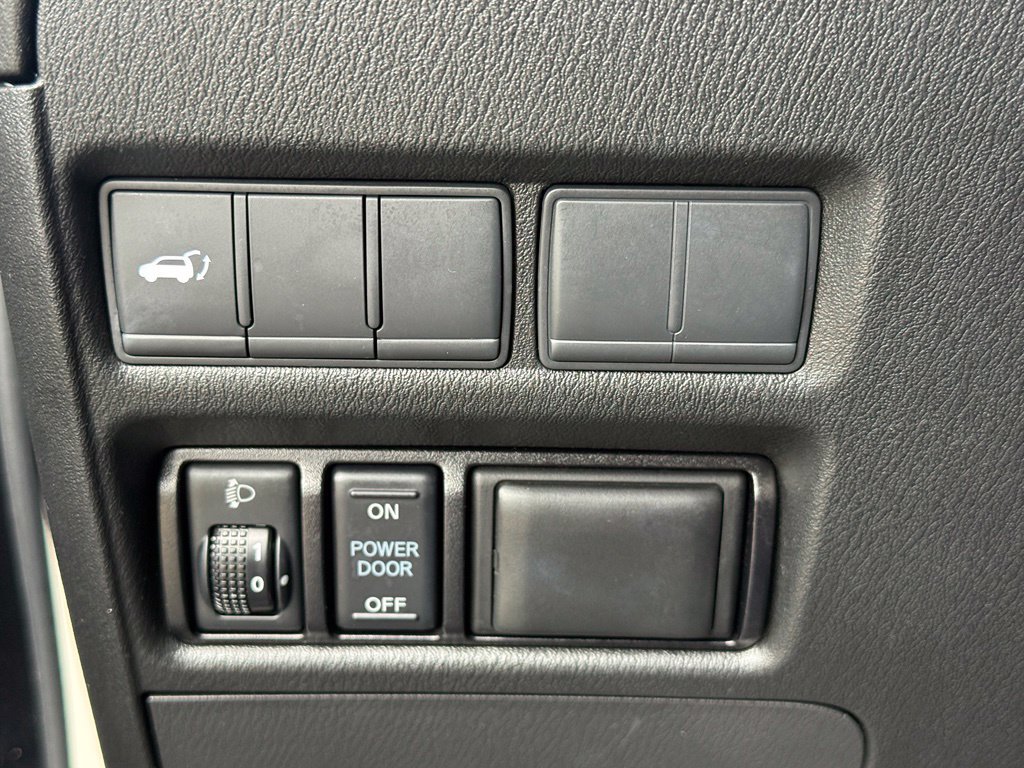 Used 2018 Nissan Armada SV w/ Driver Package AWD/4WD image 10