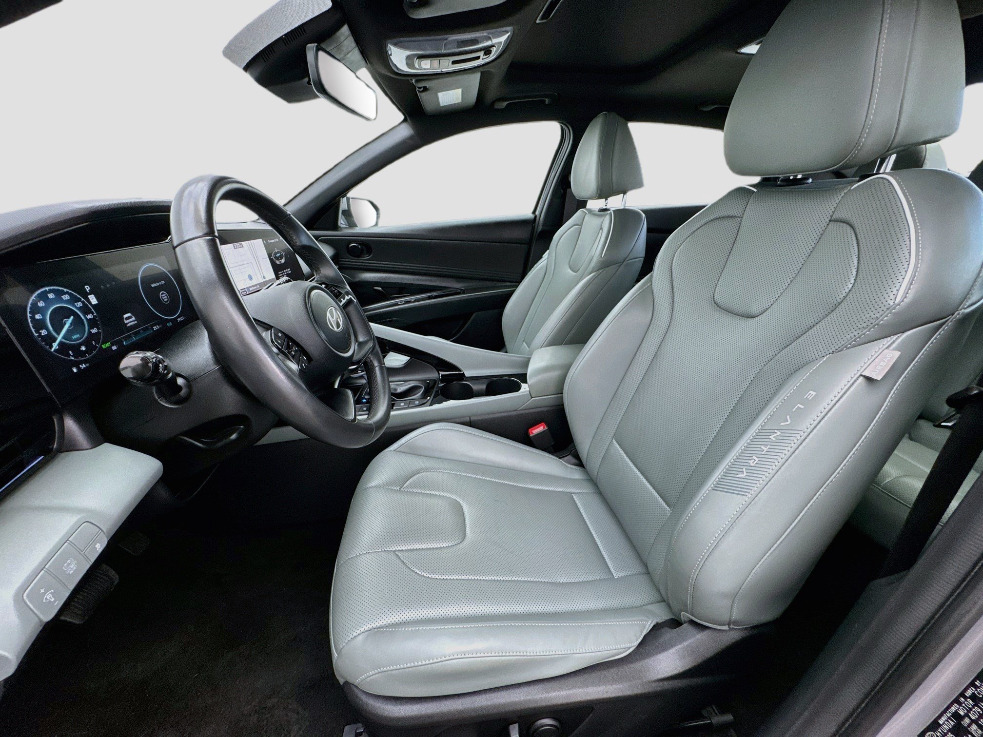 Used 2025 Hyundai Elantra Limited FWD image 13