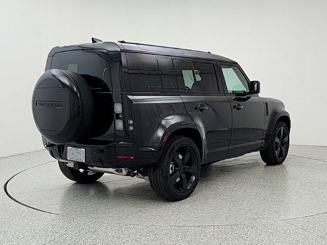 New 2026 Land Rover Defender 110 X-Dynamic SE AWD/4WD image 5