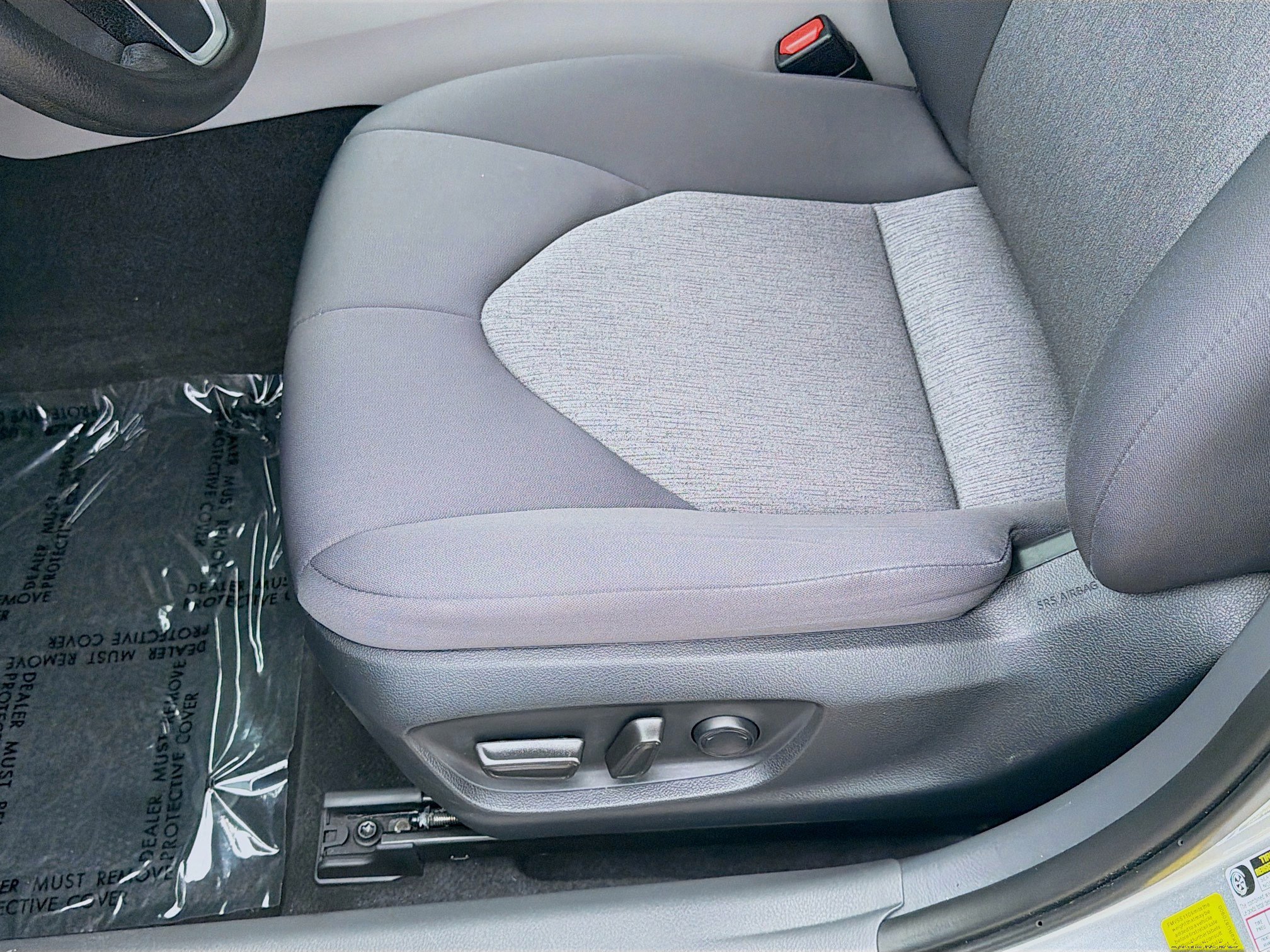 Used 2024 Toyota Camry LE FWD image 17