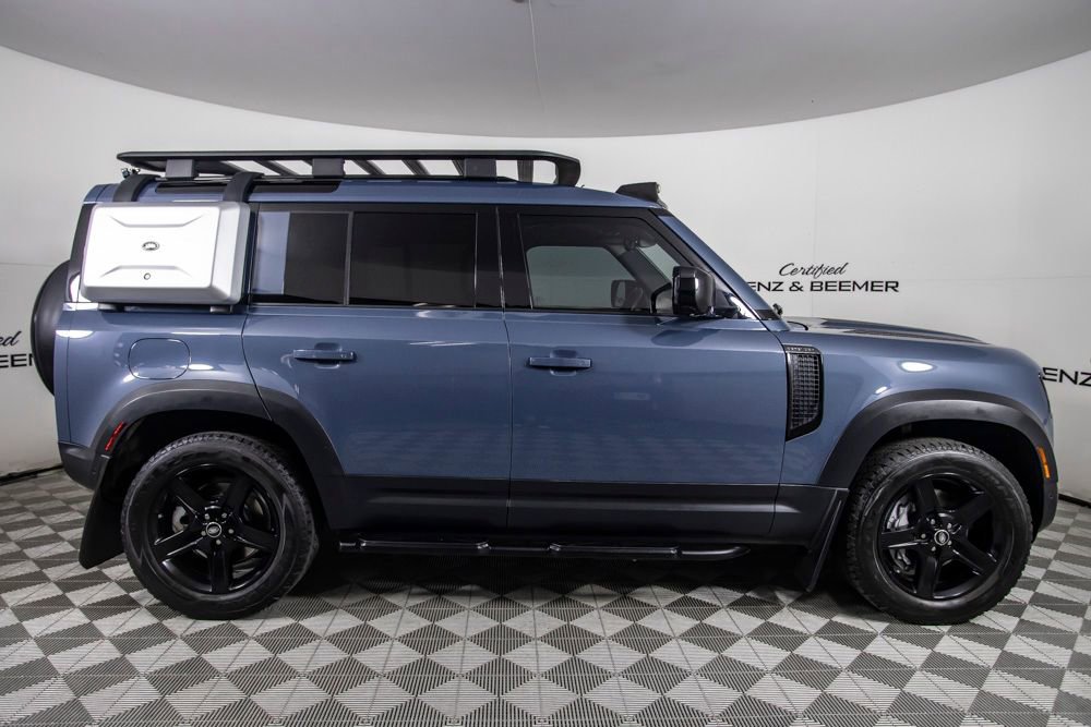 Used 2022 Land Rover Defender 110 SE image 4