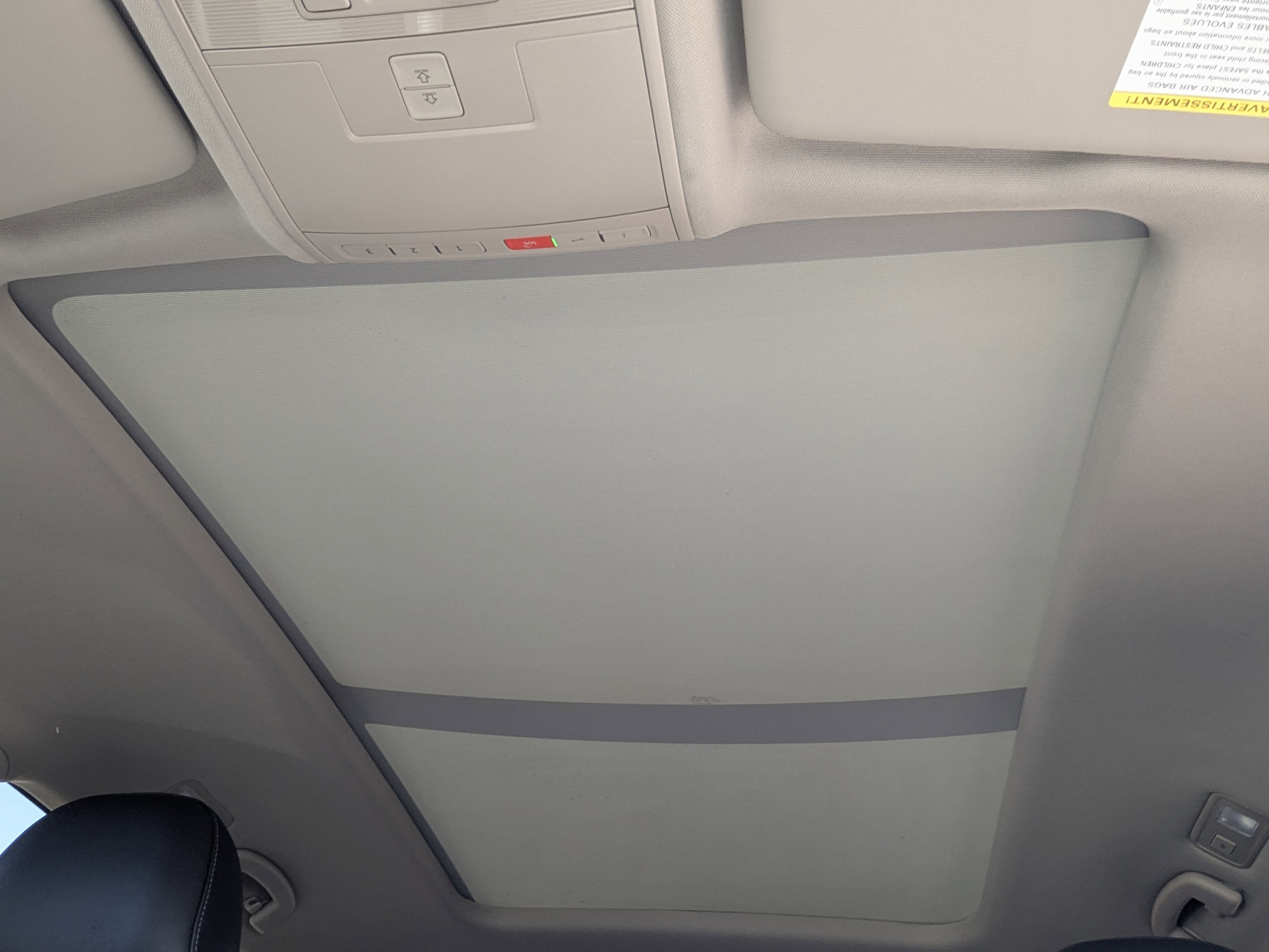 Used 2020 Volkswagen Atlas SEL R-Line image 11