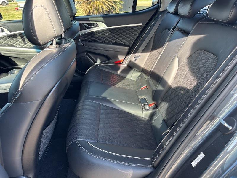 Used 2019 Genesis G70 2.0T Advanced w/ Dynamic Package image 14
