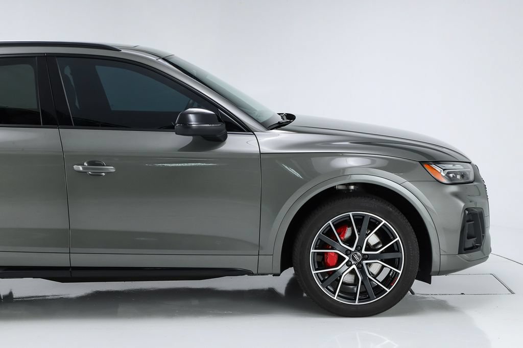 Used 2023 Audi SQ5 Premium Plus w/ Premium Plus Package AWD/4WD image 16