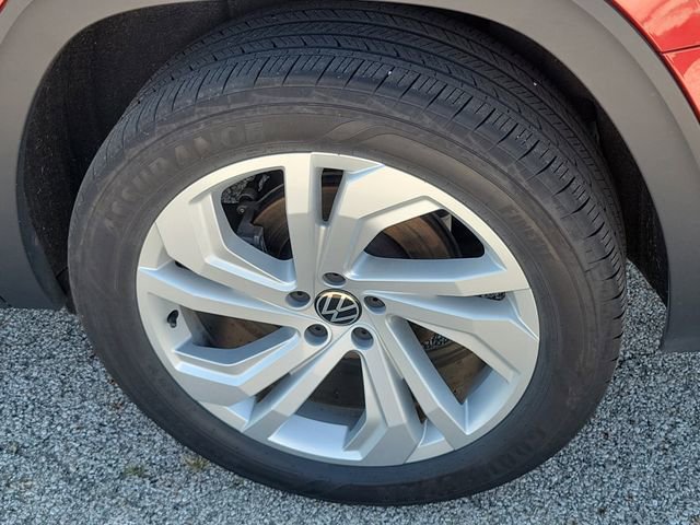 Used 2022 Volkswagen Atlas SE image 30