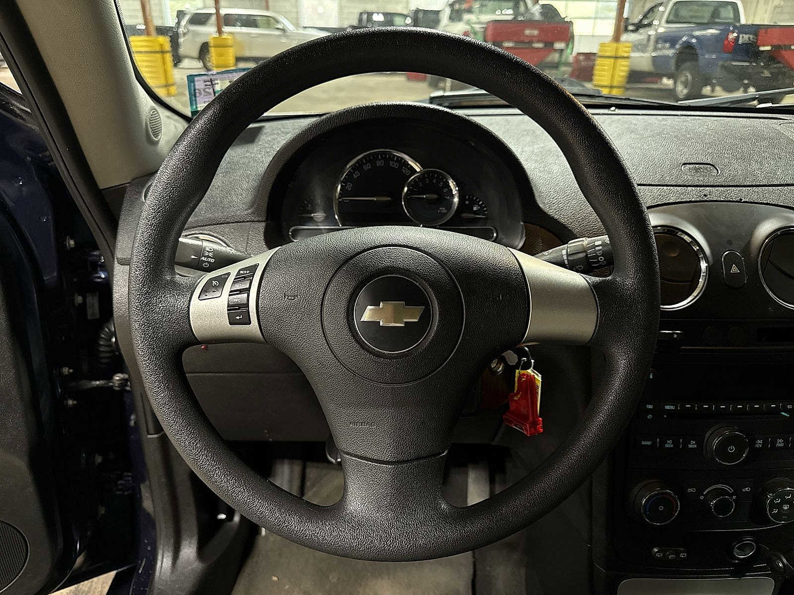 Used 2008 Chevrolet HHR LS image 18