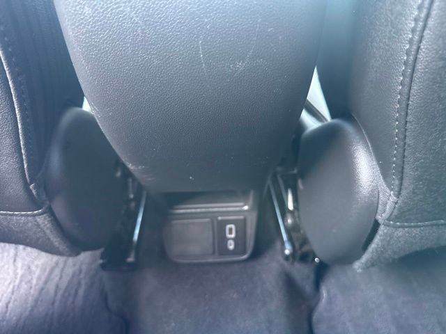 Used 2025 Buick Encore GX Preferred AWD/4WD image 21