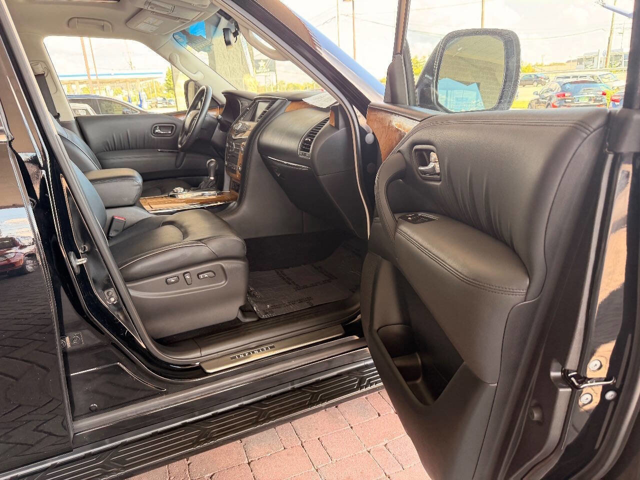 Used 2012 INFINITI QX56 4WD w/ Theater Pkg image 33