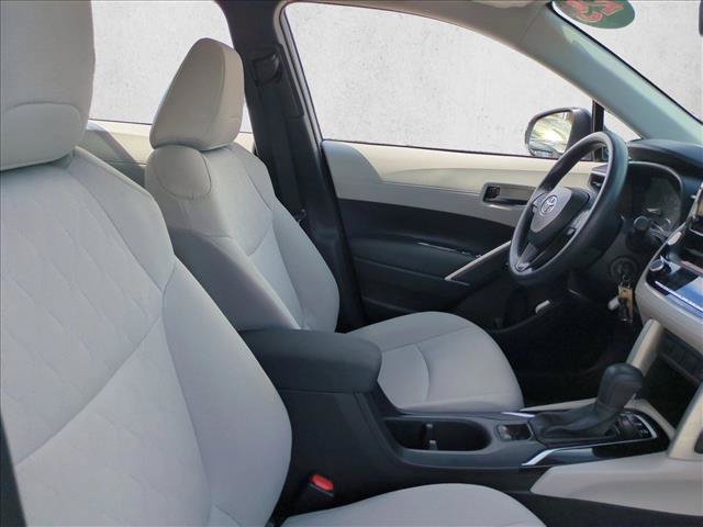 Certified 2025 Toyota Corolla Cross L FWD image 20