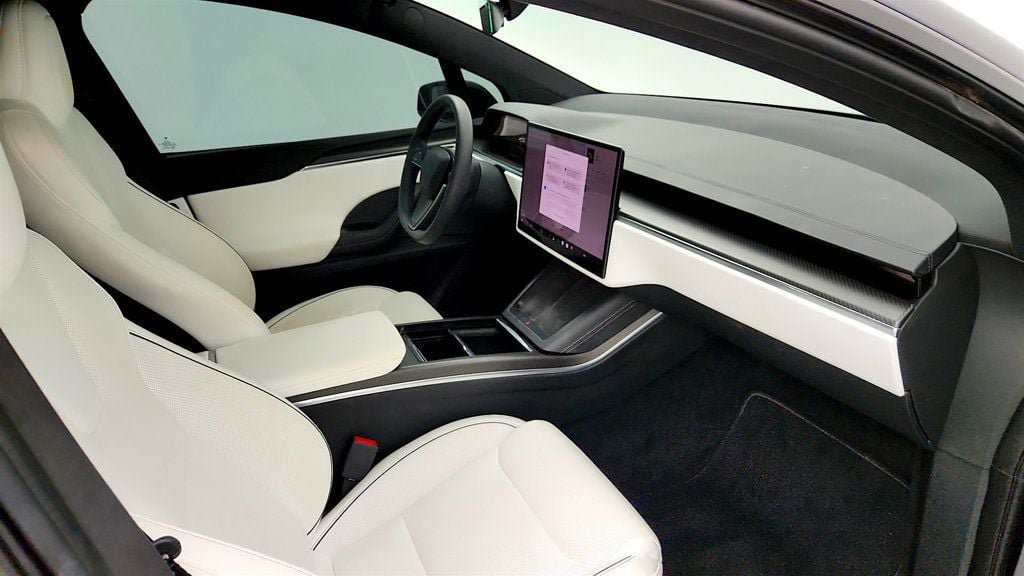 Used 2024 Tesla Model X Plaid AWD/4WD image 29