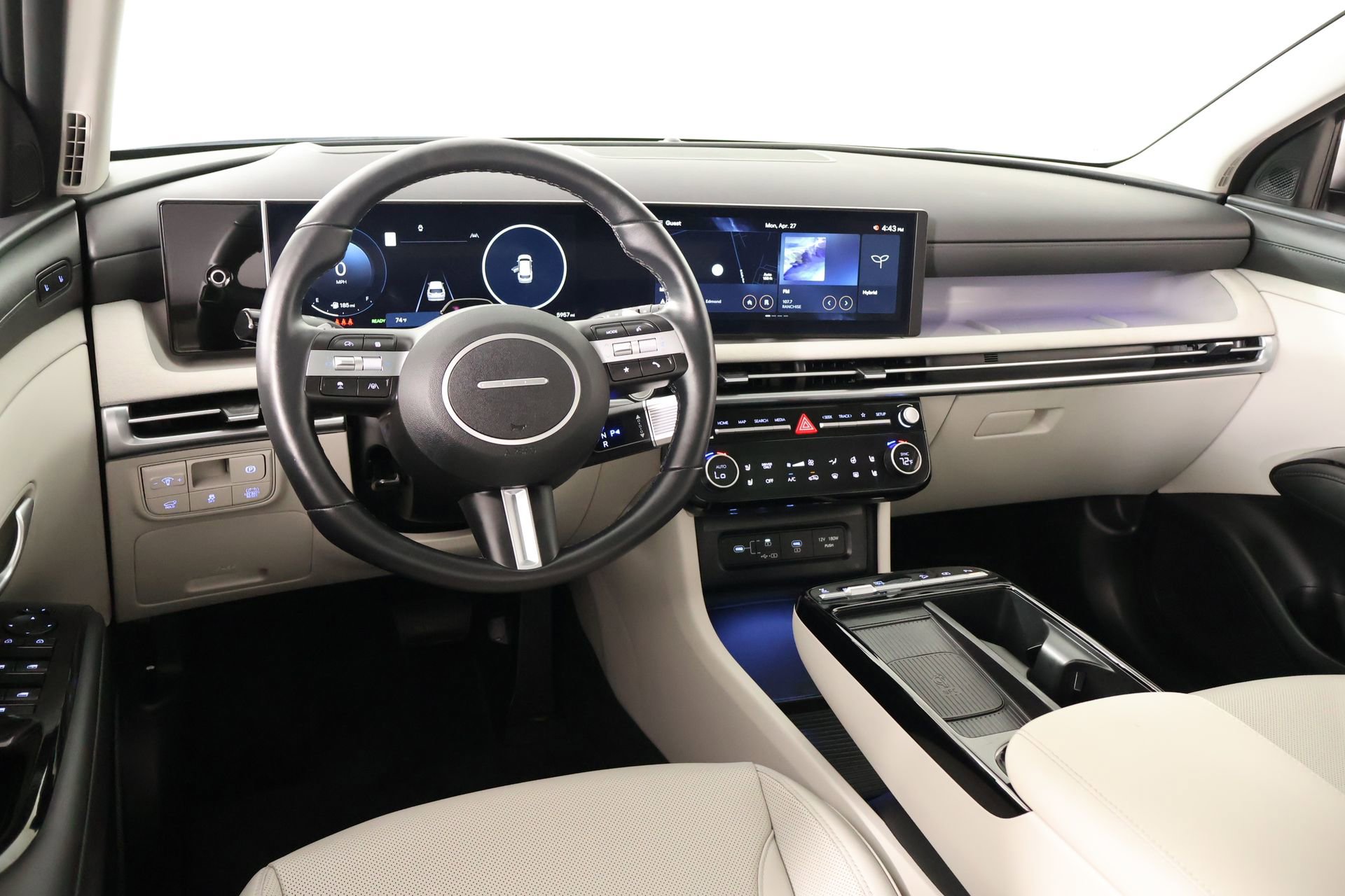 New 2025 Hyundai Tucson Limited AWD/4WD image 2