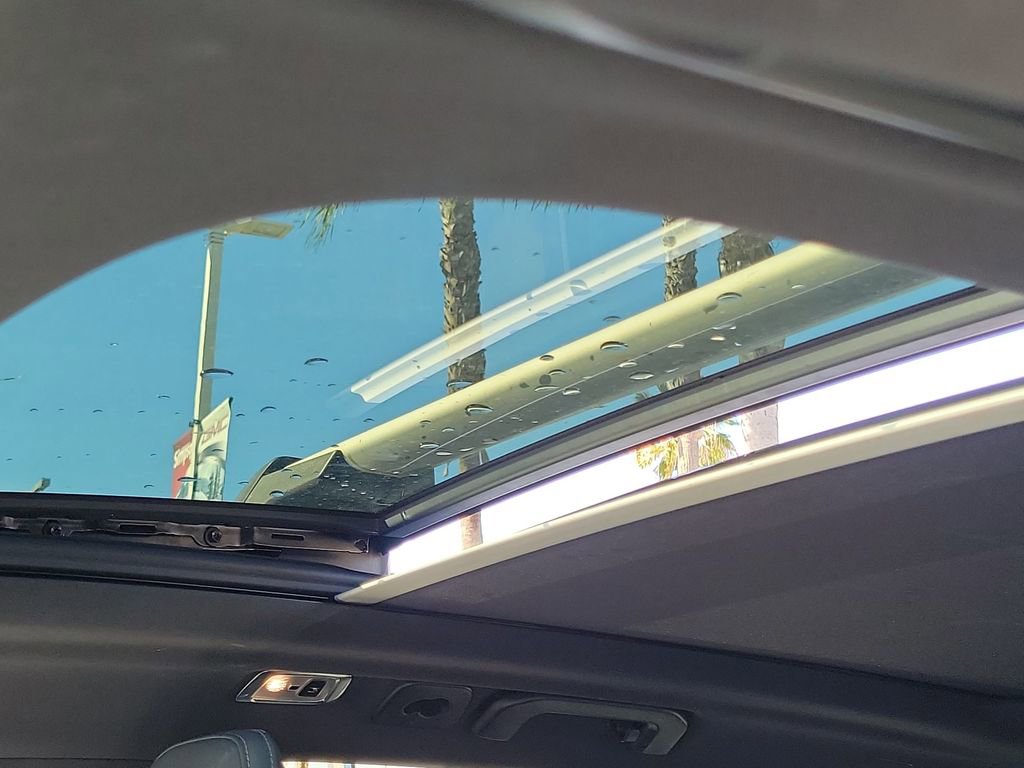 Used 2021 Volvo XC60 T8 R-Design w/ Advanced Package image 19