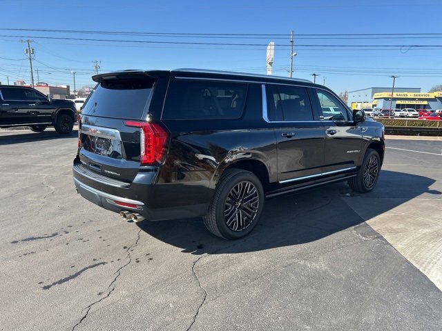 Used 2021 GMC Yukon XL Denali w/ Denali Ultimate Package image 6