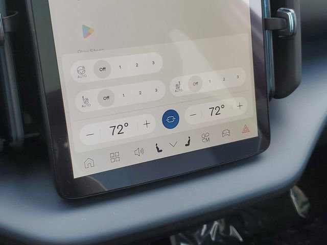 New 2026 Volvo EX30 Plus w/ Climate Package image 15