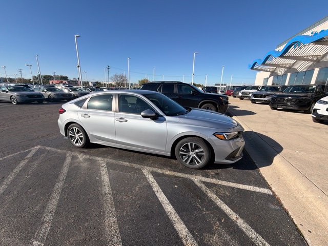 Used 2024 Honda Civic LX image 8
