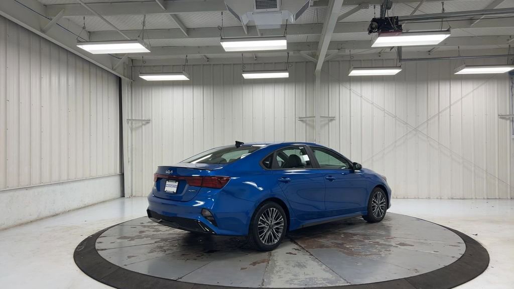 Used 2022 Kia Forte GT-Line FWD image 8