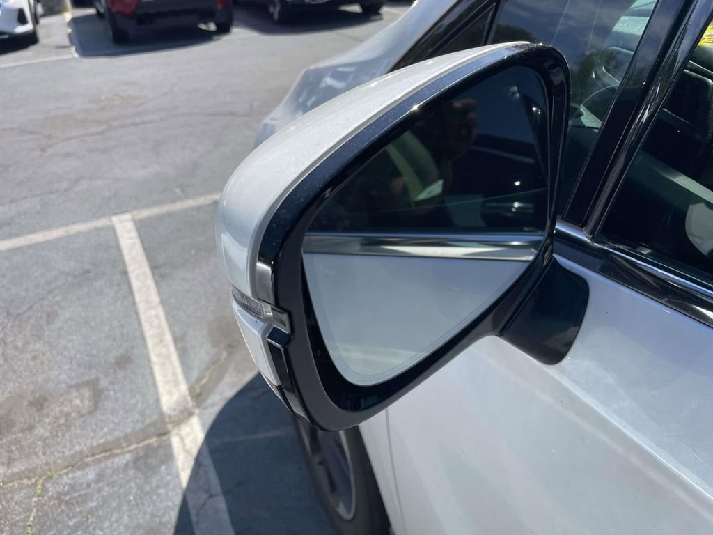 Used 2024 Honda Odyssey Elite image 22