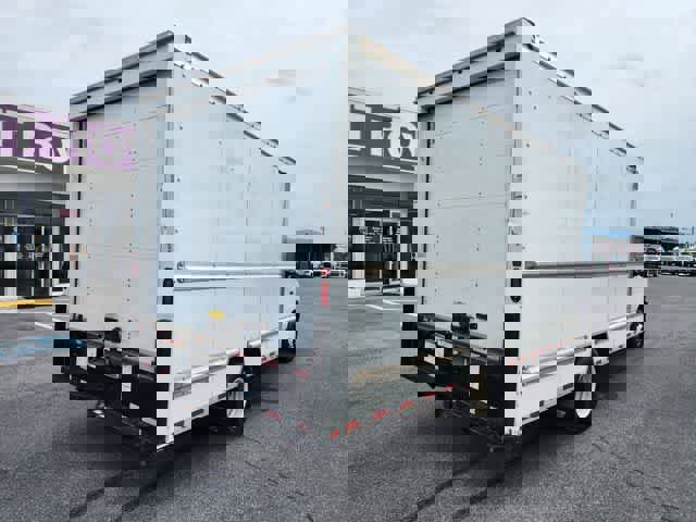 Used 2018 Ford E-350 and Econoline 350 Super Duty image 34