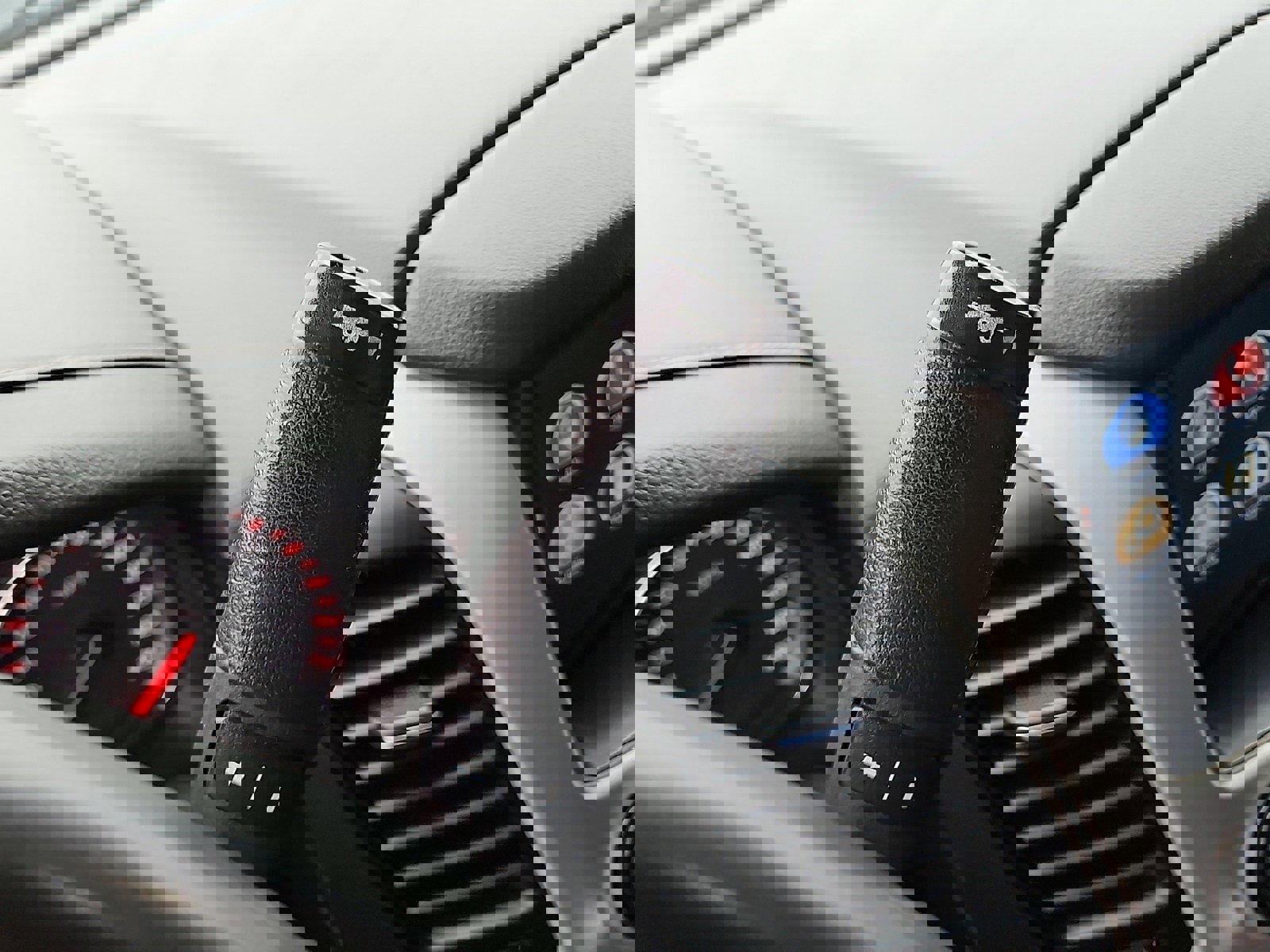 Used 2016 GMC Yukon SLT image 15