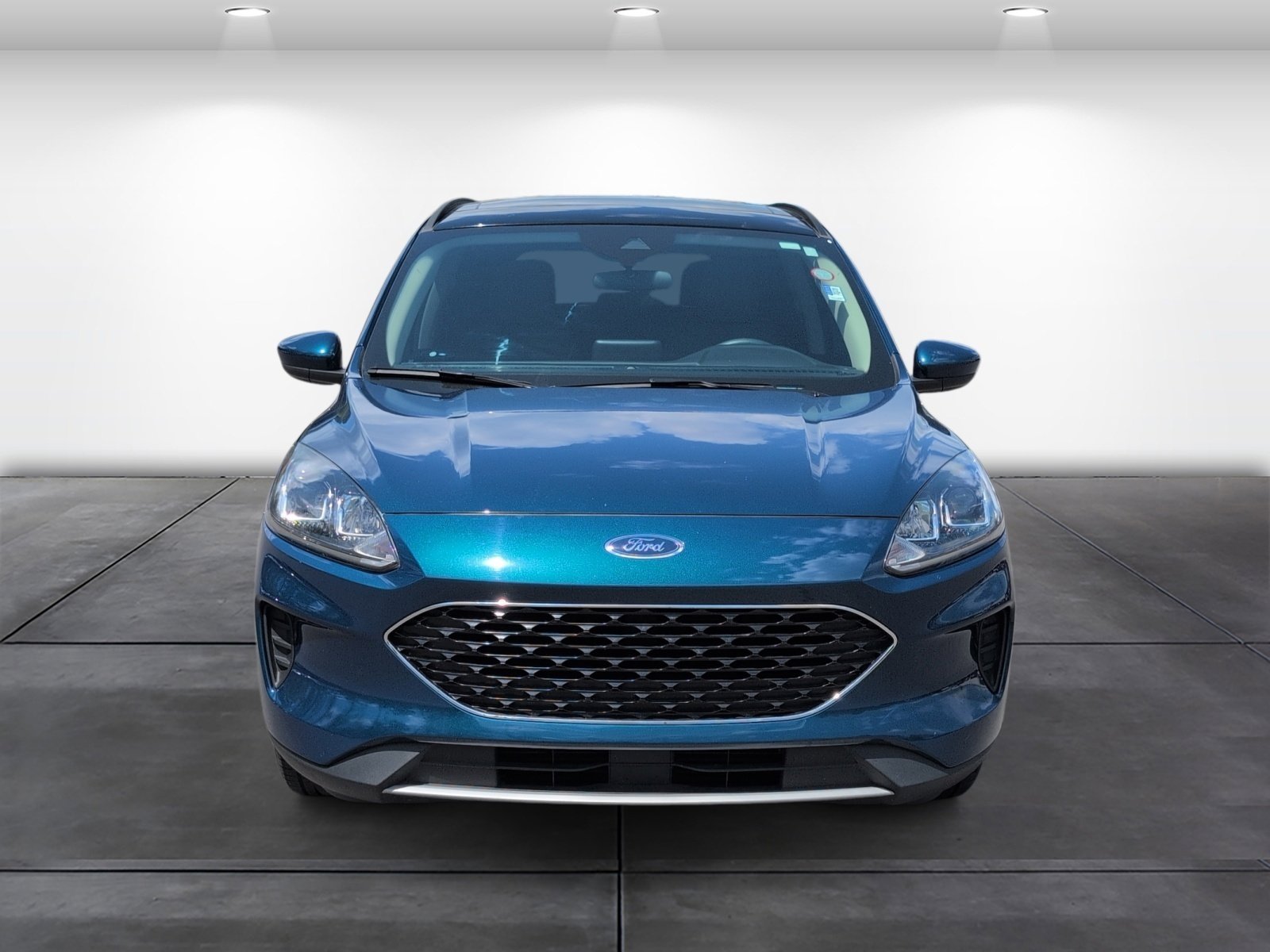 Used 2020 Ford Escape SE image 6