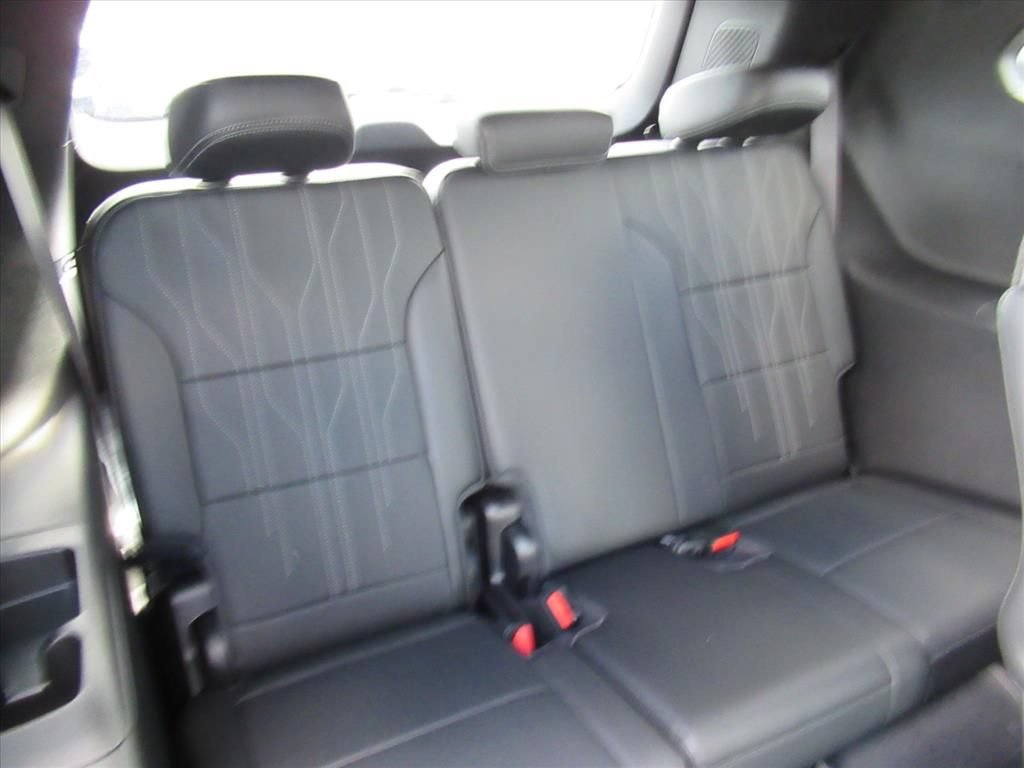 New 2026 Buick Enclave Avenir w/ Super Cruise Package FWD image 34