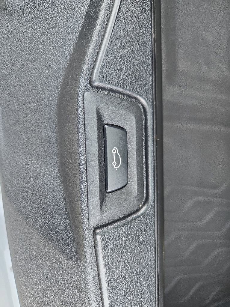 Used 2024 BMW X5 M60i AWD/4WD image 61