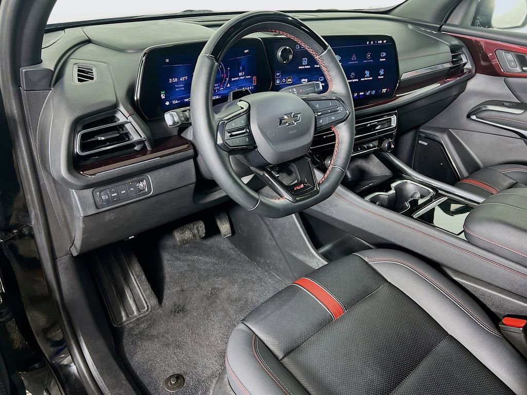 Used 2024 Chevrolet Traverse RS image 9