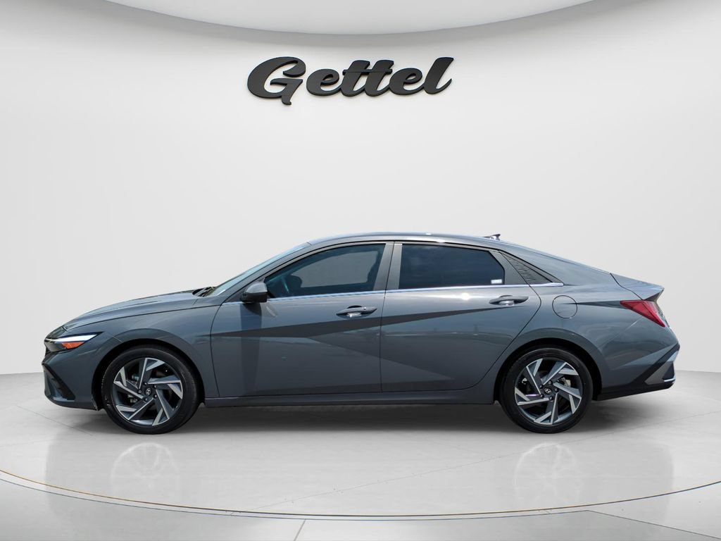 Used 2021 Hyundai Elantra SEL FWD image 9