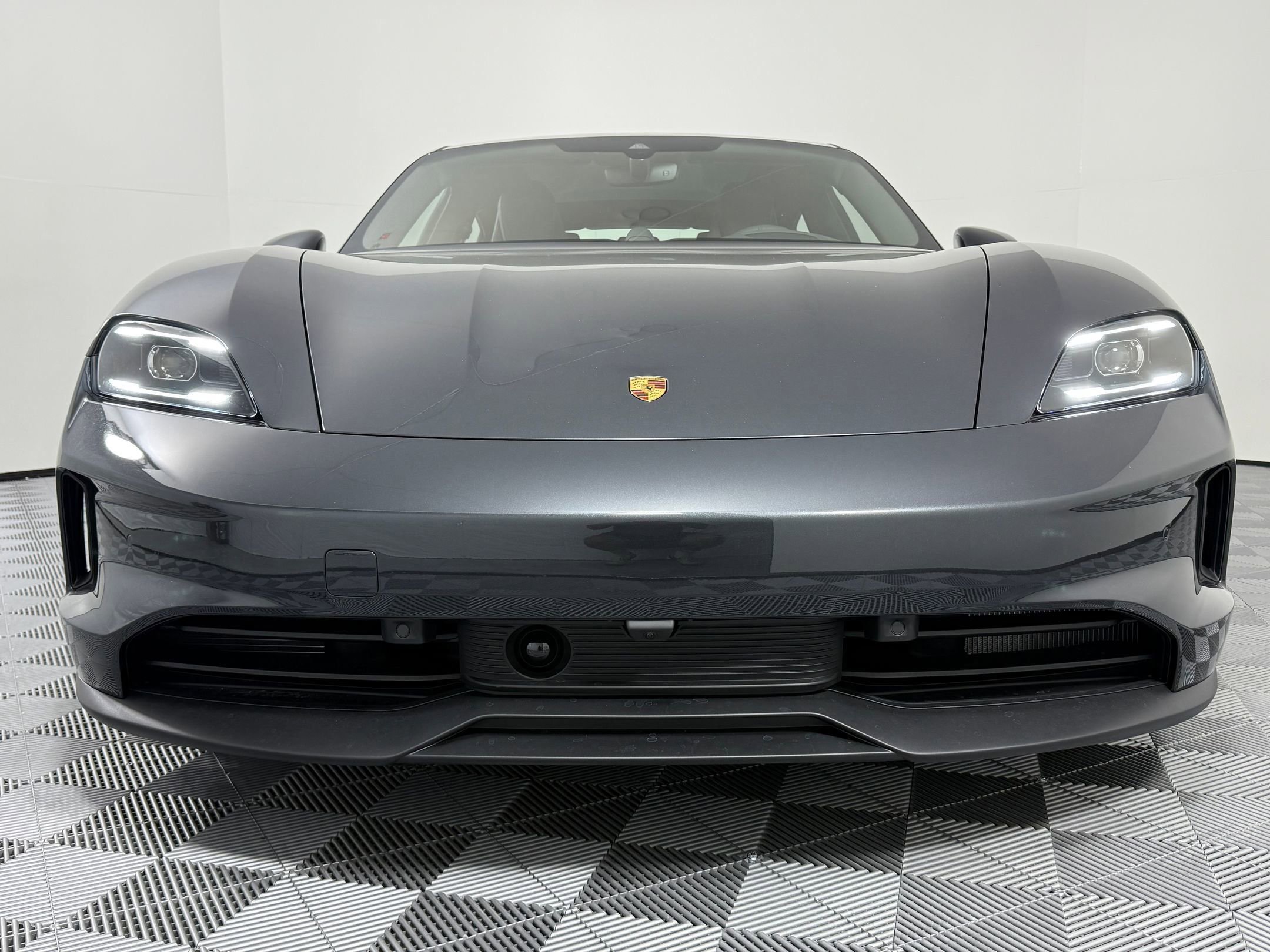 New 2026 Porsche Taycan image 6