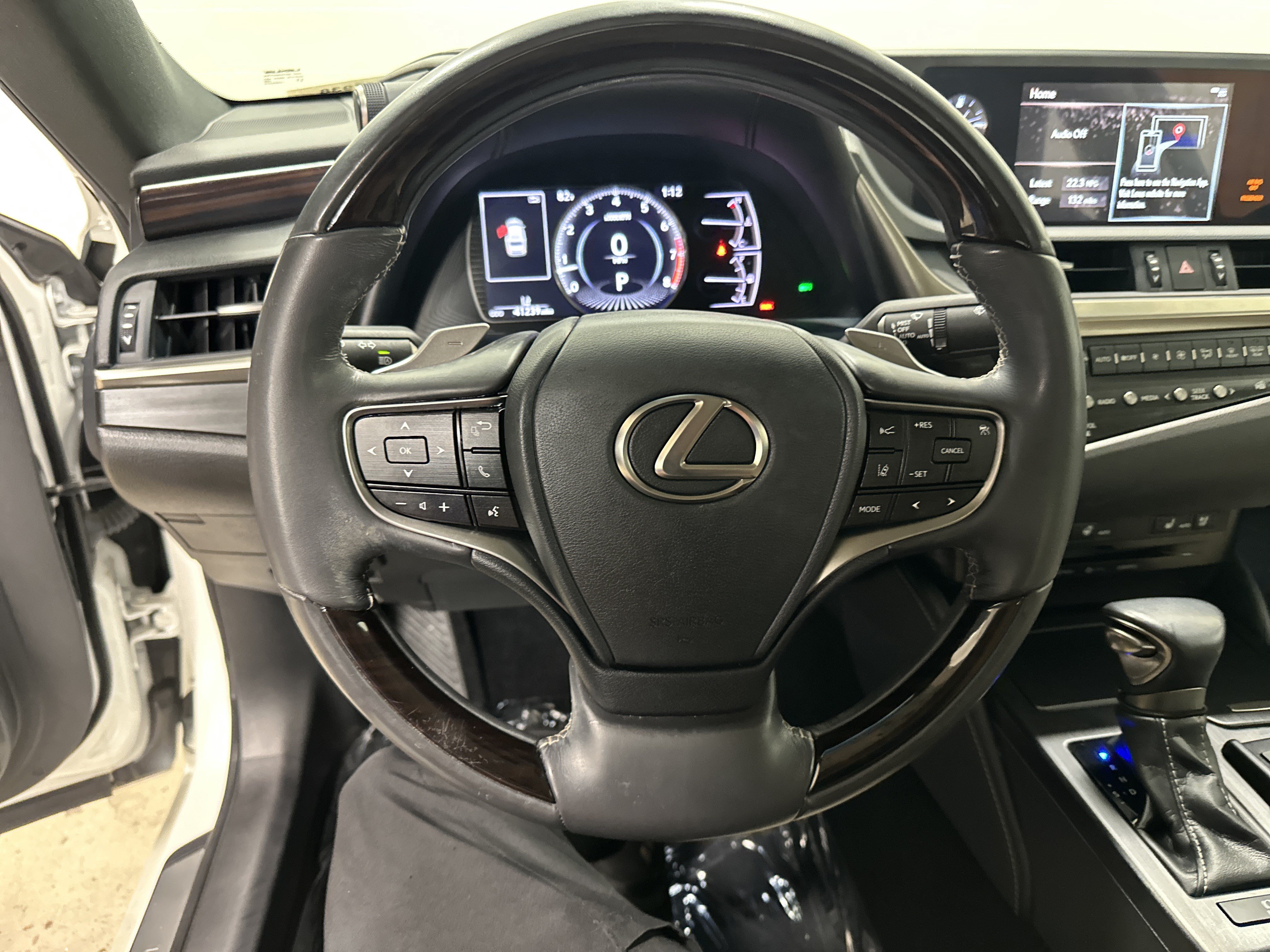 Used 2019 Lexus ES 350 w/ Premium Package FWD image 18