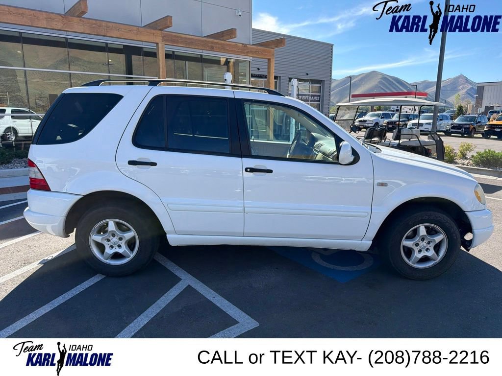 Used 2000 Mercedes-Benz ML 320 4MATIC image 4