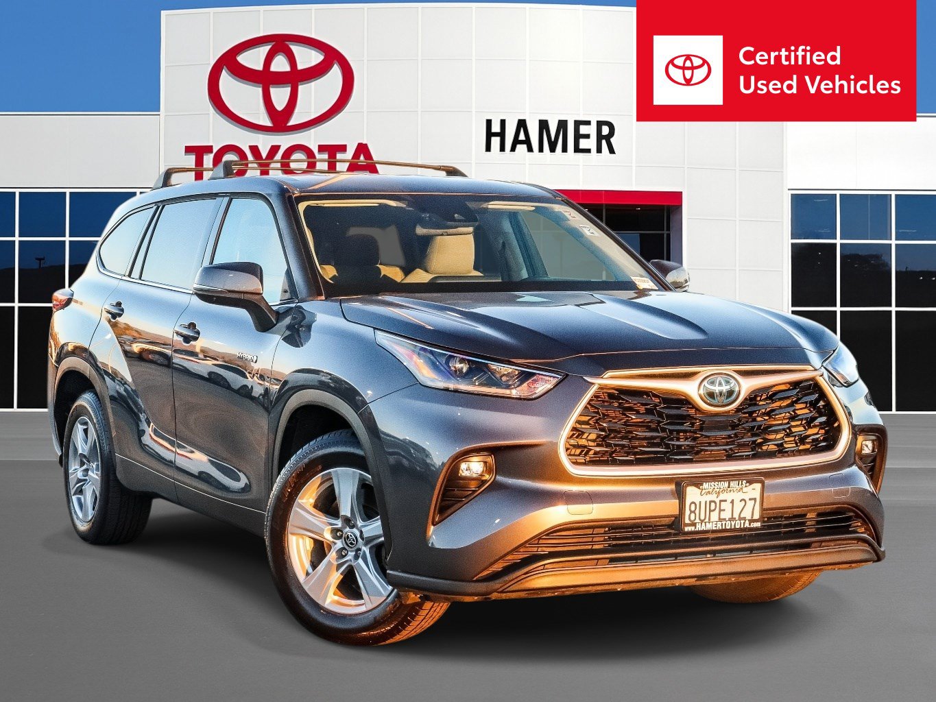 Certified 2021 Toyota Highlander LE