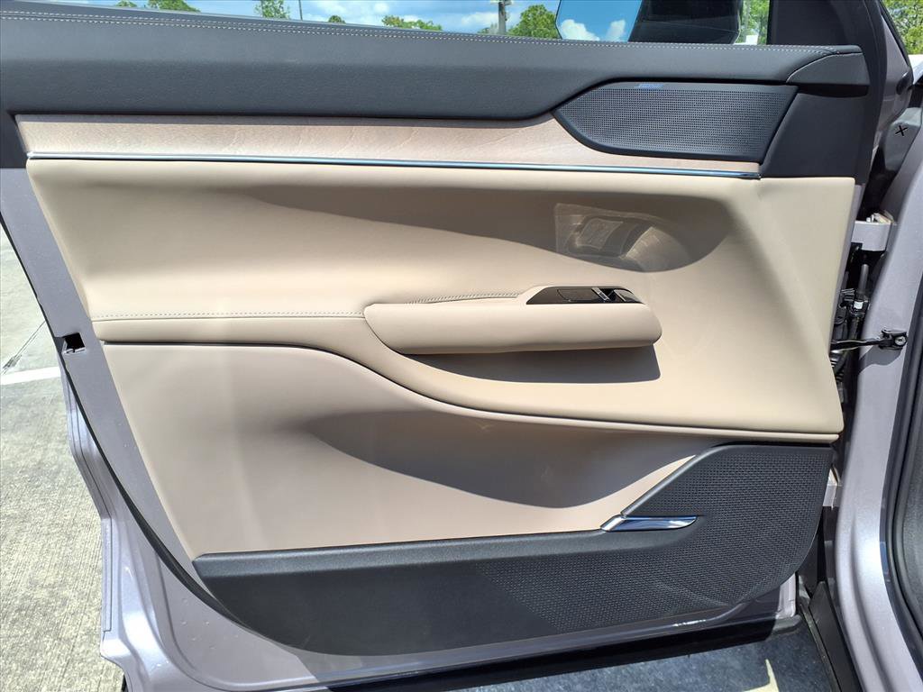 New 2026 Volvo EX90 Plus image 14