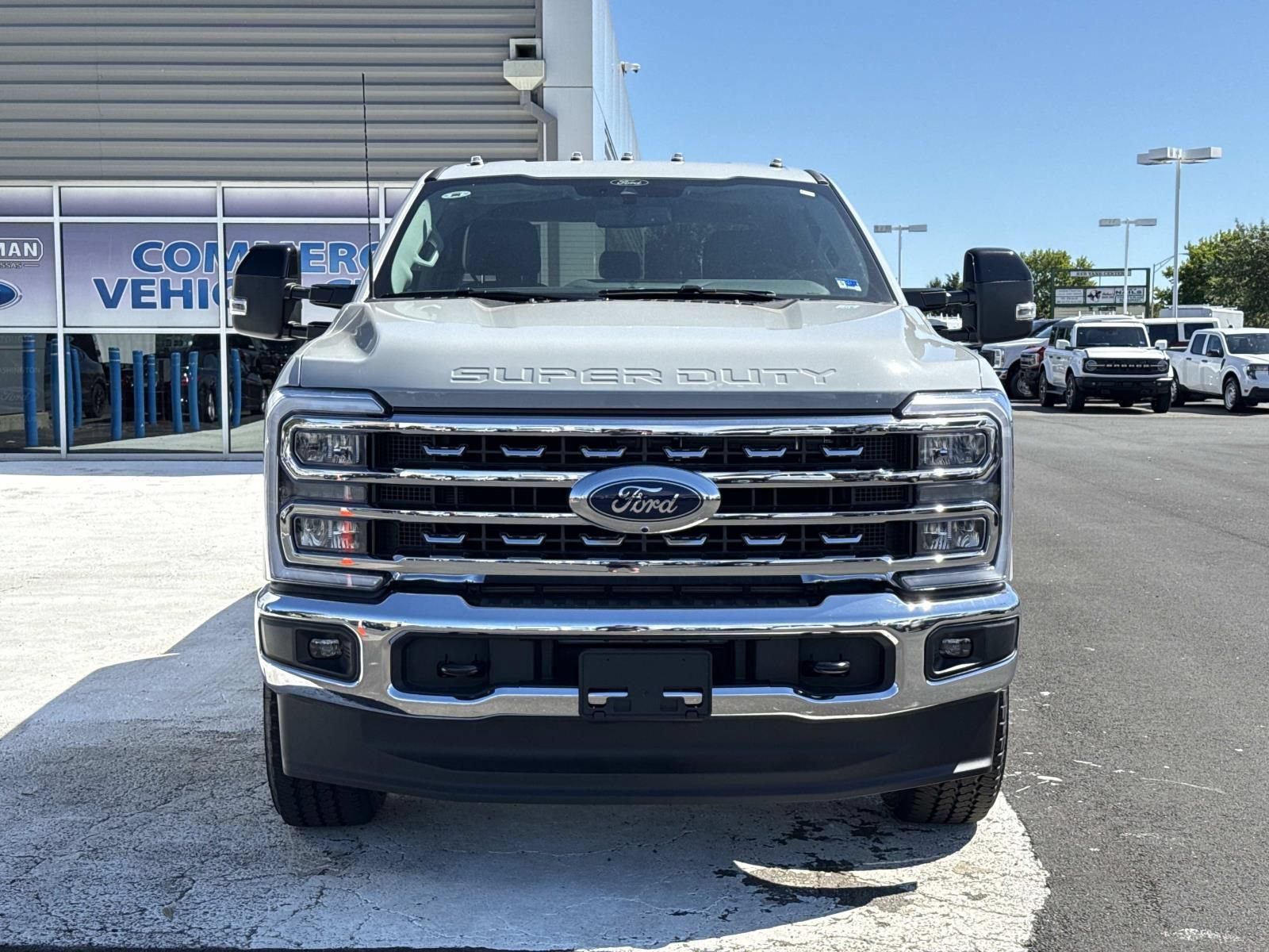 New 2026 Ford F250 Lariat w/ FX4 Off-Road Package AWD/4WD image 8