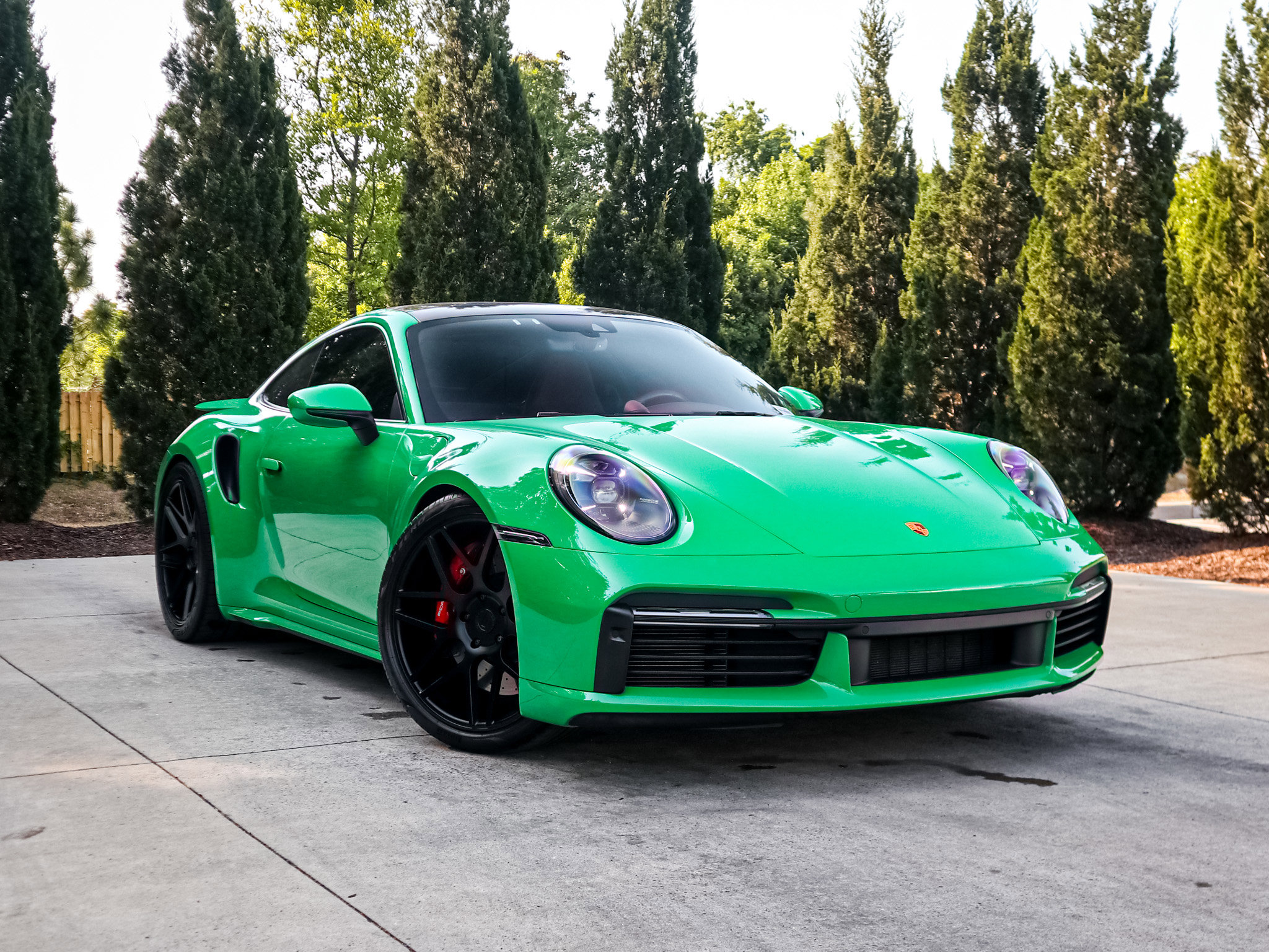 Used 2022 Porsche 911 Turbo AWD/4WD image 2