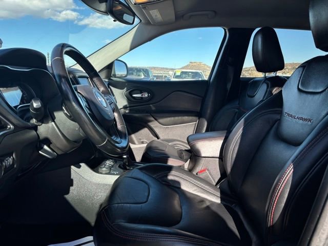 Used 2021 Jeep Cherokee Trailhawk w/ Trailer Tow Group image 11