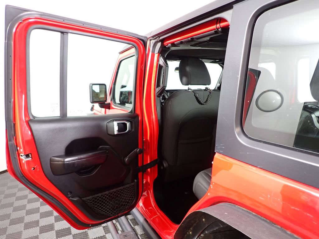 Used 2018 Jeep Wrangler Unlimited Sport image 25