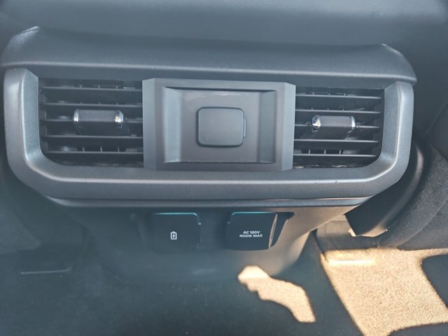 Used 2023 Ford F150 Lariat AWD/4WD image 17
