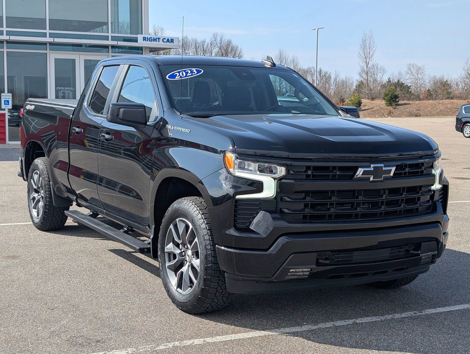 Used 2023 Chevrolet Silverado 1500 RST image 3