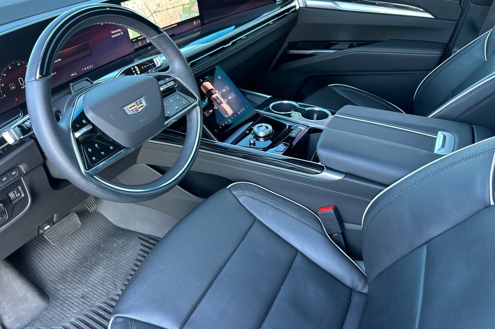 Certified 2026 Cadillac Escalade Sport w/ Touring Package AWD/4WD image 10