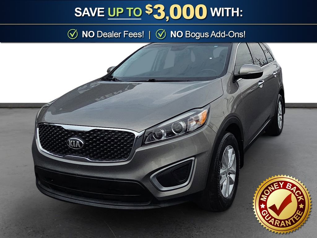 Used 2017 Kia Sorento LX w/ LX Convenience Package image 1