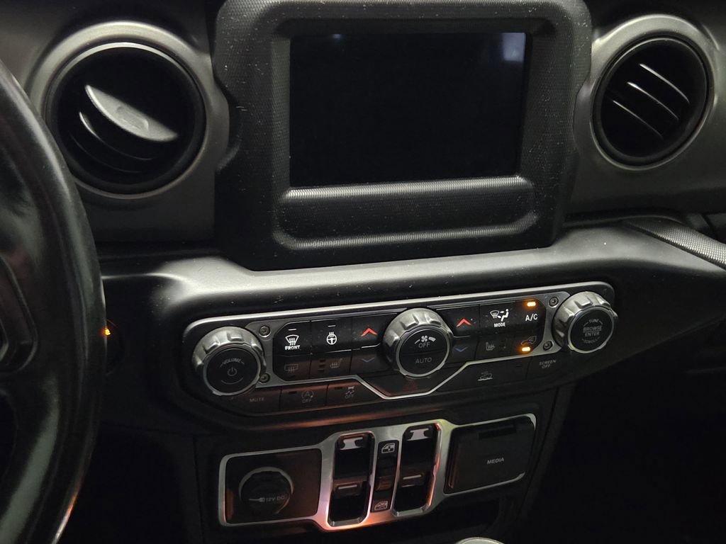 Certified 2021 Jeep Gladiator Willys image 4