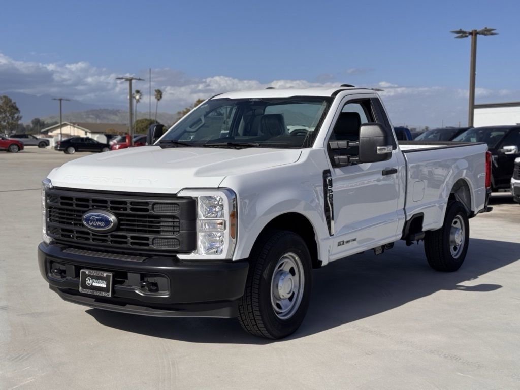 Used 2025 Ford F350 XL image 7