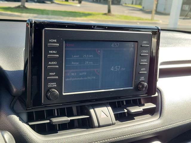 Used 2019 Toyota RAV4 LE FWD image 27